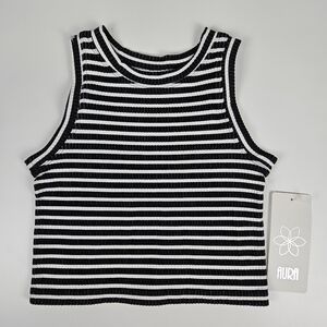NWT Aura Monochrome Striped Ribbed Crop Tank Top Small/Medium